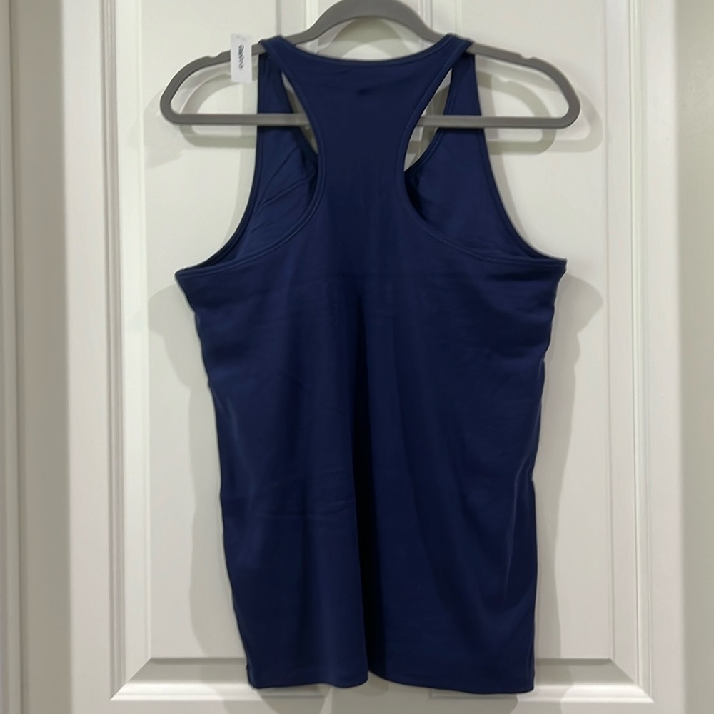 Gap Ribbed Scoop Racerback Tank - Picture 2 of 7